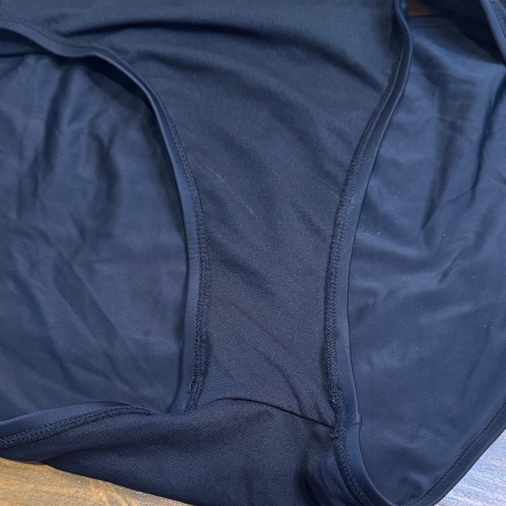 NWOT Catalina Black Women's Bikini swim Bottom 2XL - Picture 5 of 5